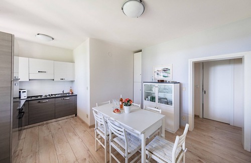 Lonato del Garda Apartamento | Casa Alba con Giardino e Patio by Wonderful Italy