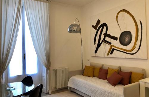 Tre Torri Apartamento | Casa Alberto da Giussano, elegante bilocale in centro con balcone sul parco