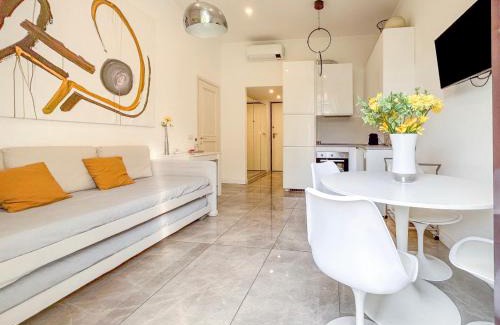 Tre Torri Apartamento | Casa Alberto da Giussano, elegante bilocale in centro con balcone sul parco