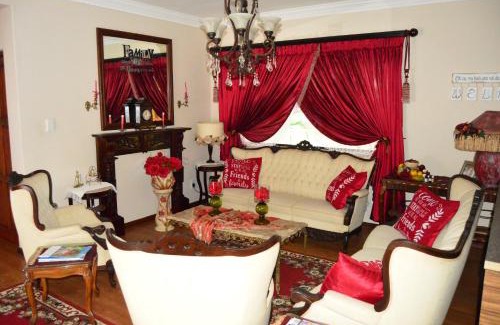 San Lameer Casa | Casa Alegre Guesthouse