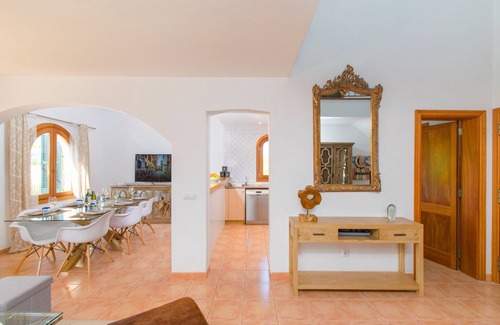 Cala Romantica Chalet De Esquí | Casa Alegria 4+2 Casa a 350m de Cala Romantica para 4+2 personas