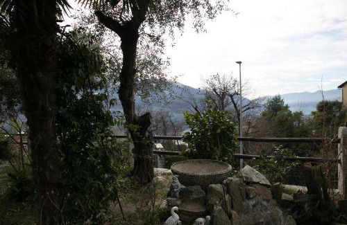 Brione sopra Minusio Apartamento | Casa Alma Grotto