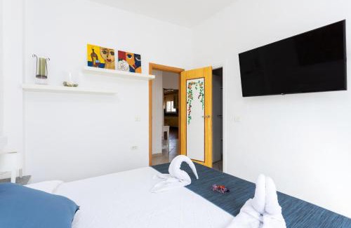 La Listada Casa | Casa Almendra - Private pool - Ocean View - BBQ - Garden - Terrace - Free Wifi - Child & Pet-Friendly - 4 bedrooms - 8 people