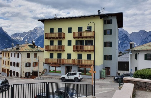 Comelico Superiore Apartamento | Casa Alpenblick, Centralissimo, Dolomiti