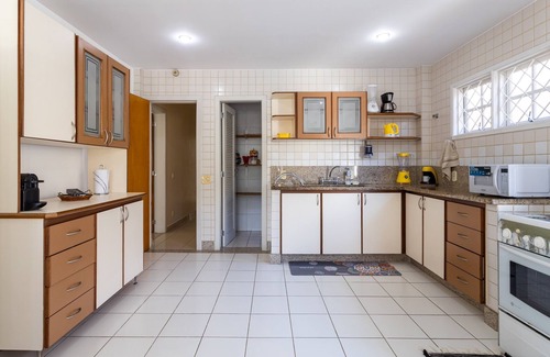 Camboinhas Casa | Casa Amarela Camboinhas, comfort and leisure