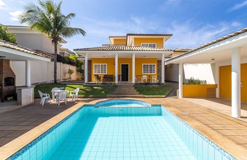 Camboinhas Casa | Casa Amarela Camboinhas, comfort and leisure