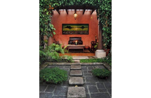 Antigua Guatemala Casa | Hermosa "Casa Amelia" La Antigua, Guatemala