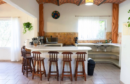 North End Casa | Casa Amma with garden and pool, ideal for families and friends.