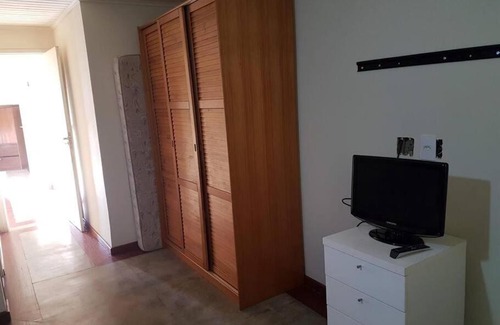 Nova Friburgo Casa | Casa ampla com 5 suítes, piscina e churrasqueira.