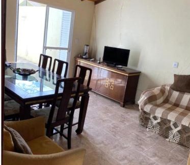 Cassino Casa | Casa Ampla com Piscina