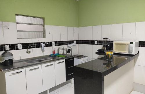 Juazeiro Casa | Casa ampla e agradável com piscina e churrasqueira