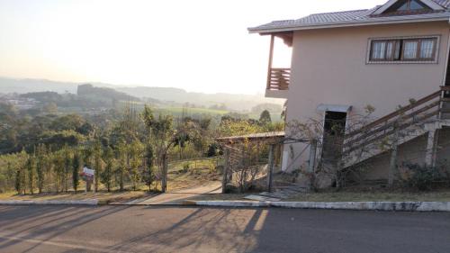 Treze Tilias Casa | Casa Ampla Vista Deslumbrante Lareira e Sossego