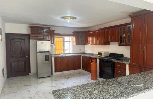 Los Frailes Casa | Casa amplia 2 plantas - Parking Privado