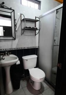 Leon Casa | Casa AMPLIA en excelente UBICACIÓN!