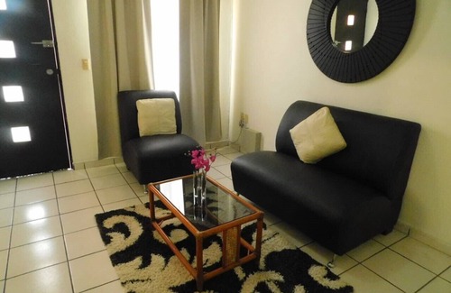 Mazatlan Casa | Casa Amplia y Moderna cerca de playa