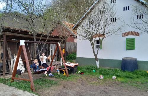 Baita Casa | Casa anca