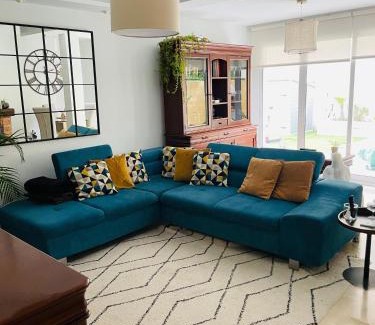 Gelves Casa | Casa Andaluza con piscina y jardín privado en Gelves a 15 minutos del centro de Sevilla