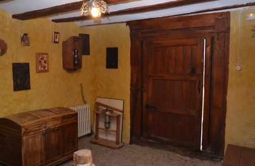 Los Santos Cabaña | Casa Antiga I (Casa 5p) Descubre un entorno natural. Ven y conócenos
