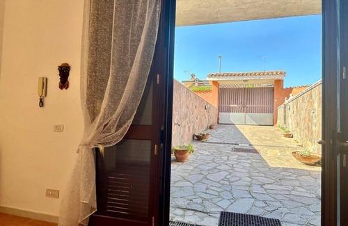 Zona XXX Castel Fusano Casa | Casa Anto-90 mq vicino Ostia Lido Animal Friendly