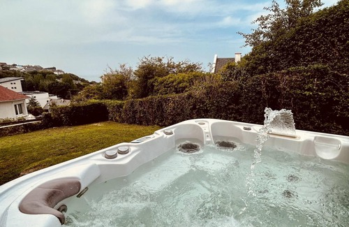 Donville-les-Bains Cabaña | Vivienda · Donville-les-Bains · ★4,33 · 5 dormitorios · 11 camas · 2 baños
