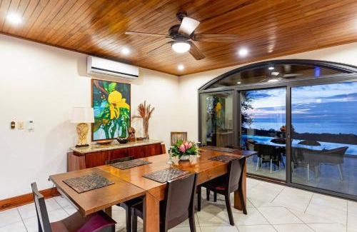 Playa Hermosa Casa | Casa Antonelli
