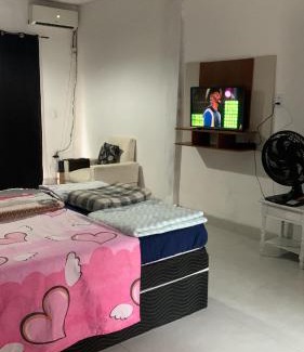 Araruama Casa | Casa ao lado da rodoviária com ar condicionado