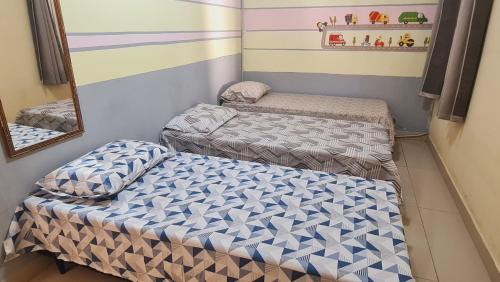 Sao Goncalo Casa | Casa Areal,1 Suíte, 2 Quartos Climatizados, piscina e Estacionamento 2 carros