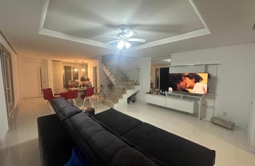 Xangri-La Casa | casa arejada em condomínio na praia de atlântida