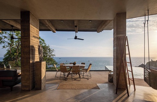 Zihuatanejo Villa | Casa Arena: Modern Luxury Villa with Staff, Pool, Big Ocean Views