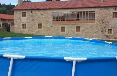 Arteixo Cabaña | Casa rural de aldea cerca de preciosas playas y de la ciudad A Coruña y Santiago