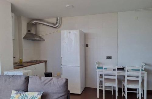 Malpica de Bergantinos Apartamento | Casa as Neves -3B. Gran Ventanal