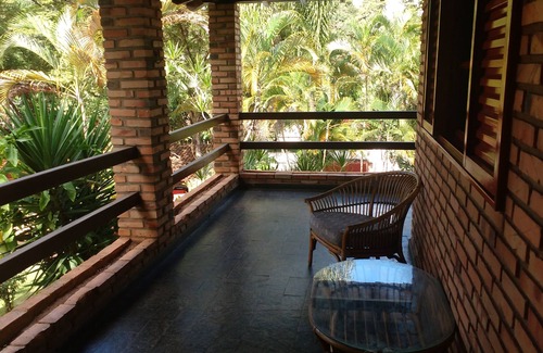 Braunas Casa | Casa Auténtica / Pampulha