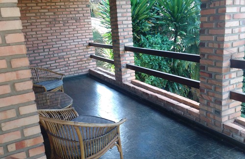 Braunas Casa | Casa Auténtica / Pampulha