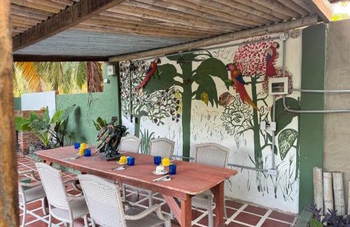 Rosario Islands Casa | Casa Aventureros Isla Grande Colombia