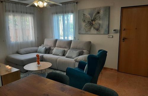 Los Montesinos Casa | Casa Azul Los Montesinos