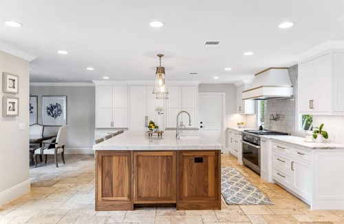 Thousand Oaks Casa | Casa Azul - Mediterranean Resort-Style Home