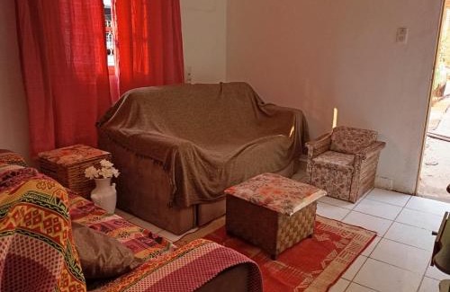 Corumba Casa | Casa B Central Simples e confortável