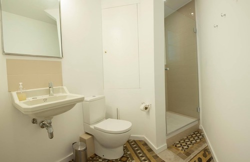 Dreta de l'Eixample Apartamento | Casa B yök Casa + Cultura