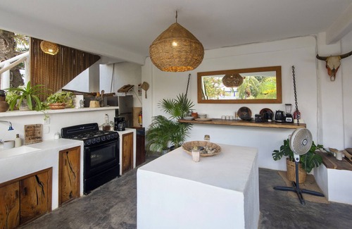 Brisas de Zicatela Casa | Casa Baba La Punta Zicatela