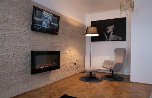 Centrul Vechi Hotel | Casa Basarab Brasov