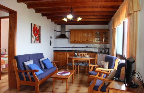 El Paso Casa | Casa Bejenado B - Casas Bejenado