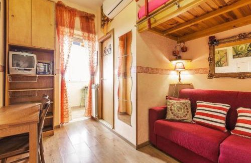 EUR Casa | Casa Bella B&B 2 Unità - Una con bagno privato oppure camera con bagno condiviso