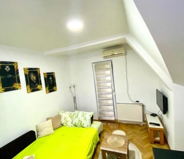Bistrica Apartamento | CASA BELLA Free Parking
