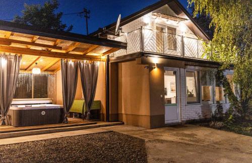 Petrovaradin Casa | Casa Bella Fruška Gora with HOT TUB