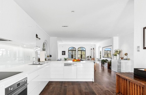 Mosman Casa | Casa Bella Luxury Waterfront | Executive Luxury House in Sydney with Great Swimming Pool