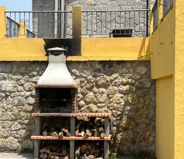 Lezana de Mena Casa | Casa BellaTerra