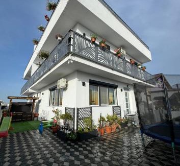 Navodari Casa | Casa Belle