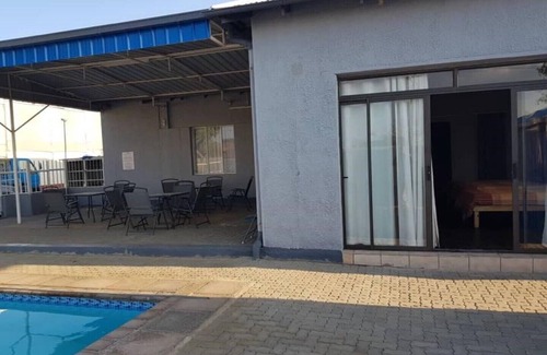 Windhoek West Casa | casa bem vindo Windhoek (3)