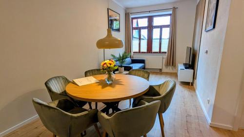 Dohma Apartamento | CASA BENJI Dohma - geräumige FeWo - Familien - Parkplatz - Waschmaschine