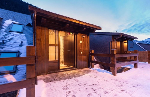 Baqueira Chalet De Esquí | Casa Beret Deluxe by Totiaran